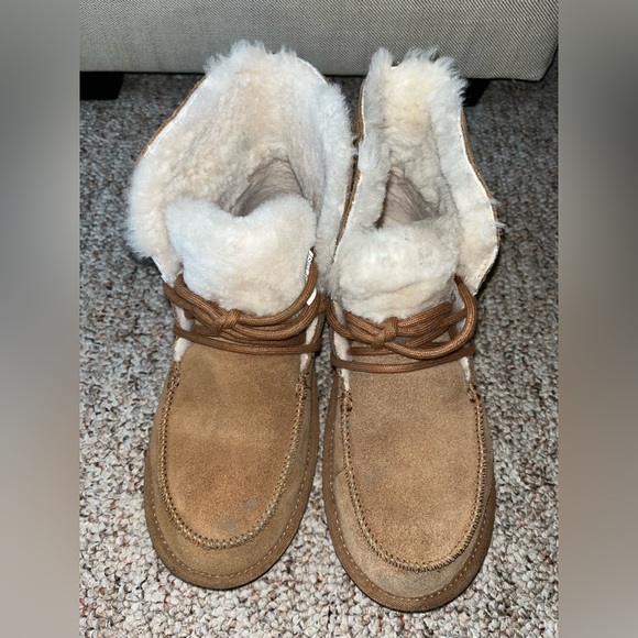 Womens UGG® Diara Ankle Boot - Chestnut - Picture 1 of 5